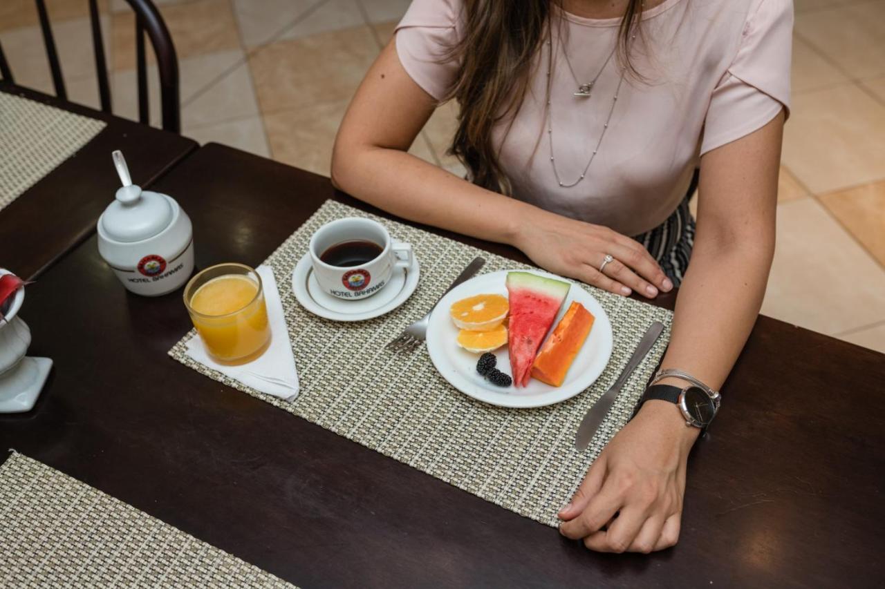 Hotel Bahamas Dourados Zewnętrze zdjęcie